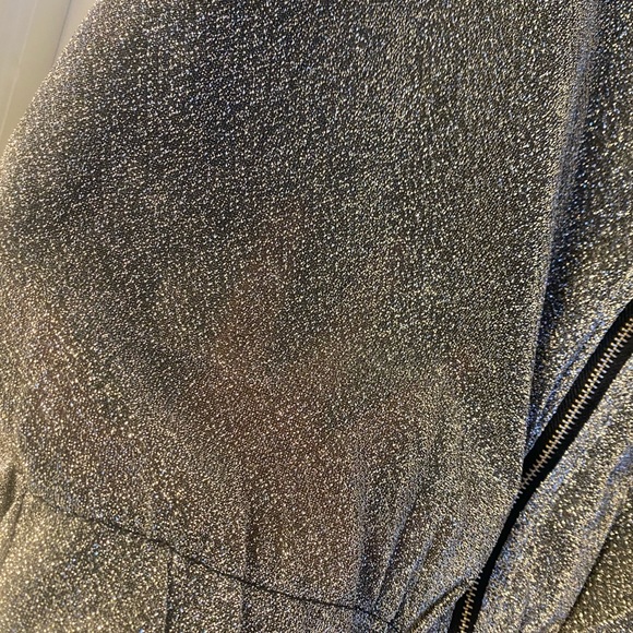 Long sleeve sparkly top. - Picture 3 of 3